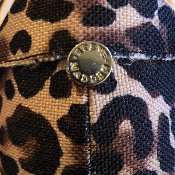 Steve Madden NWT Leopard Print Canvas Sneakers - Picture 7 of 15